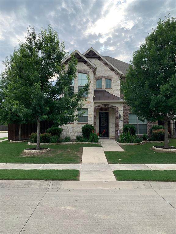 301 Park Villa Lane - Photo 1