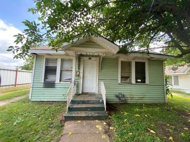 112 Wilson Street - Photo 1