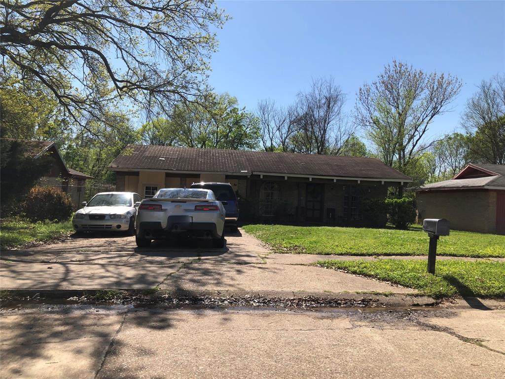 2536 Kemp Lane - Photo 1