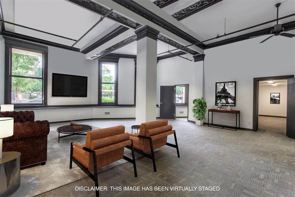 910 Houston Street - Photo 1