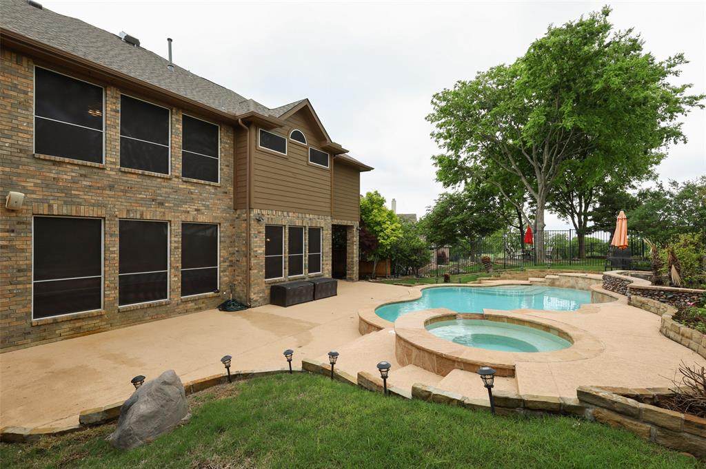 2340 Water Way - Photo 1