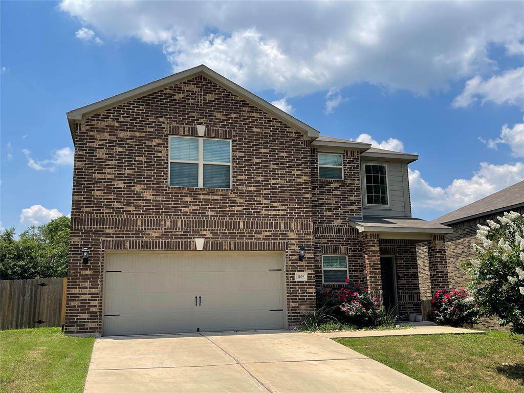 1109 Oak Creek Drive - Photo 1