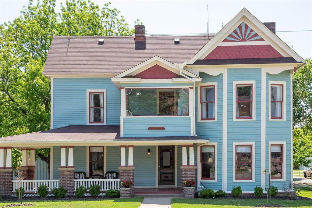220 Waco Street - Photo 1