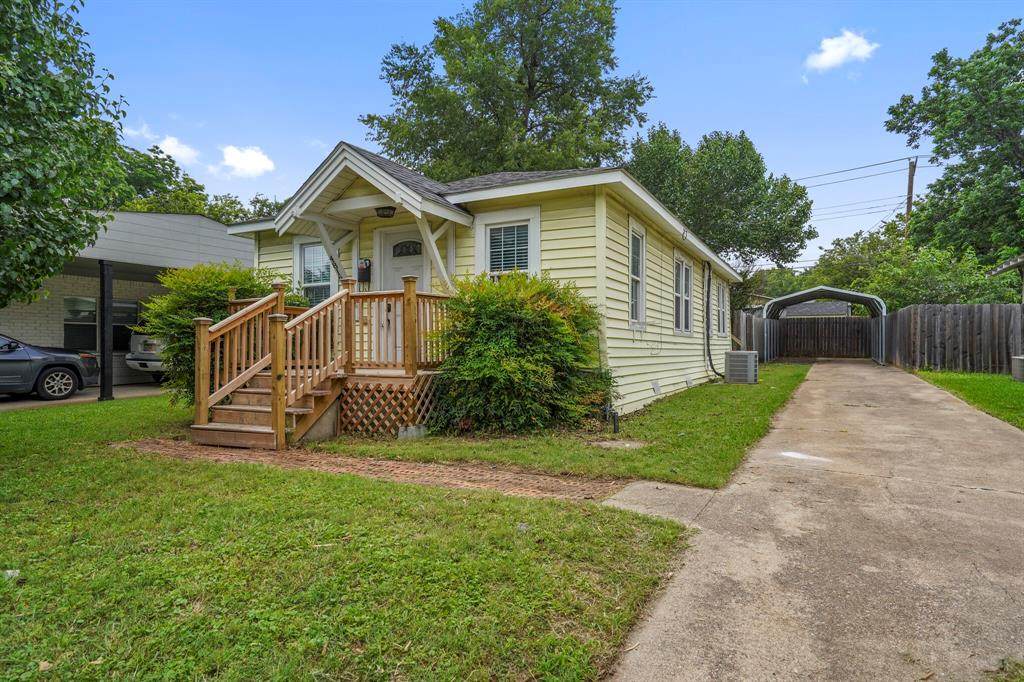 4812 Calmont Avenue - Photo 1