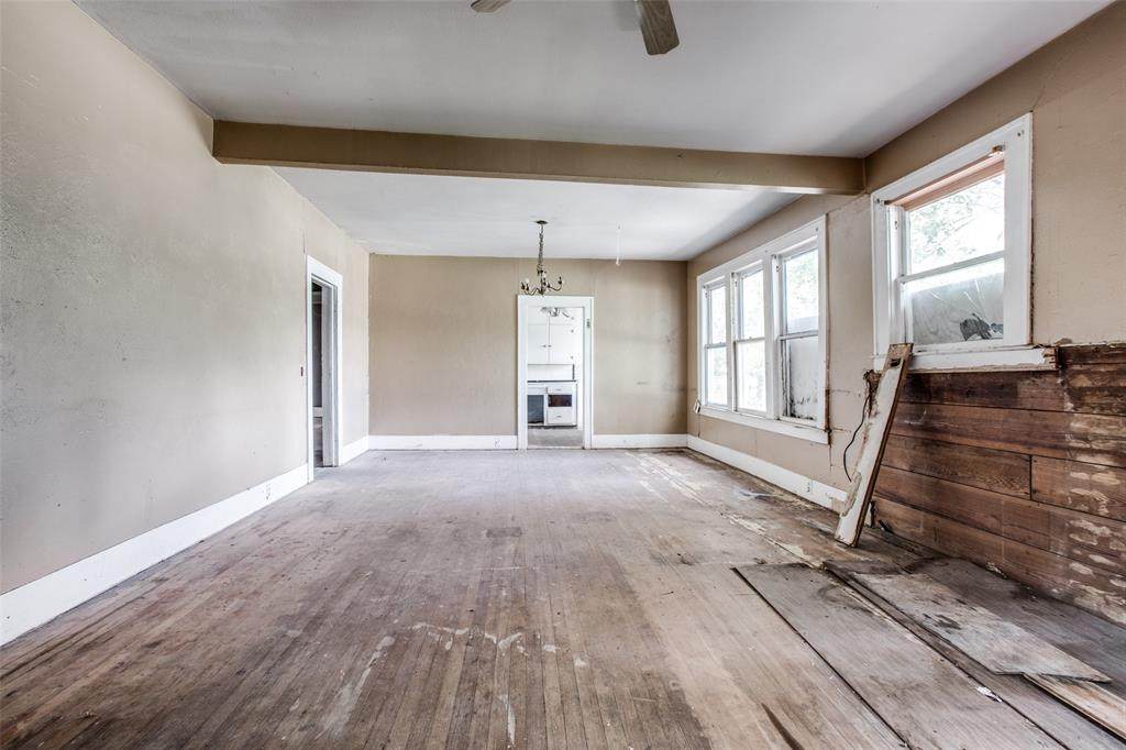 703 Martinique Avenue - Photo 1