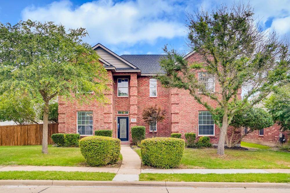 1533 Sleepy Hollow Drive - Photo 1