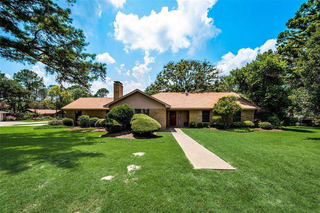 236 Texas Drive - Photo 1
