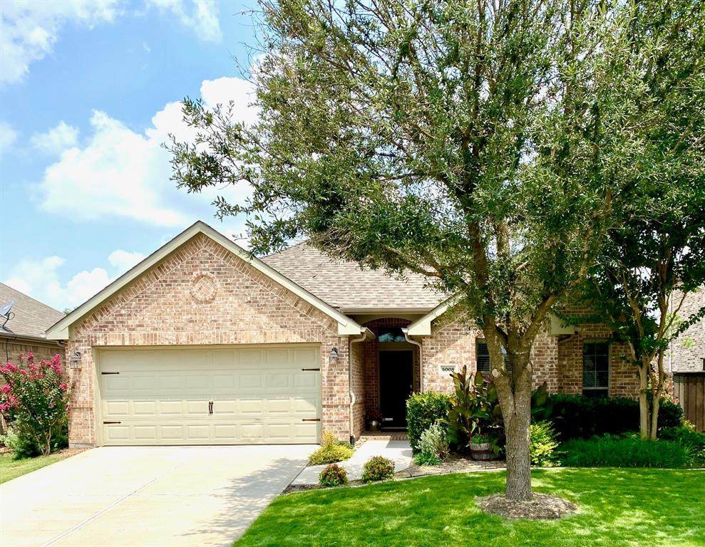 5008 White Spruce Drive - Photo 1