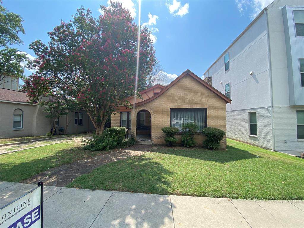 2708 Forest Park Boulevard - Photo 1