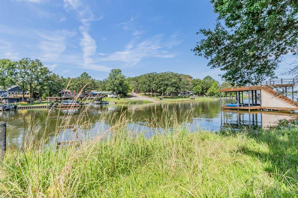188 Oak Hills Drive - Photo 1
