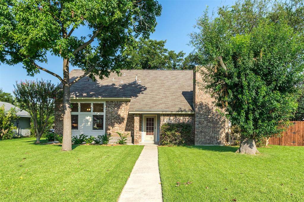 1804 Longmont Place - Photo 1