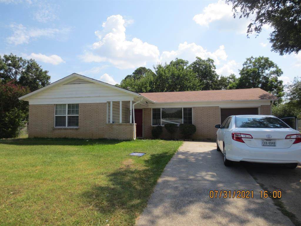 408 Inwood Drive - Photo 1