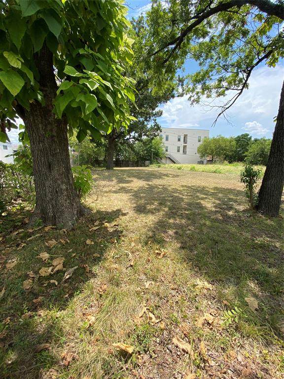 2713 Weisenberger - Photo 1
