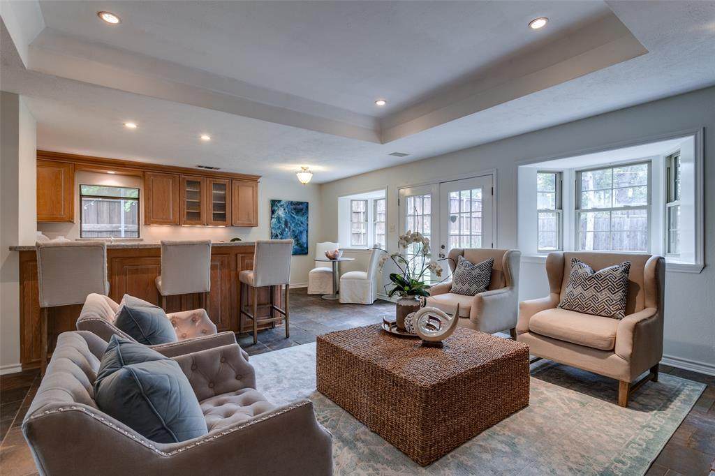 415 Allison Drive - Photo 1