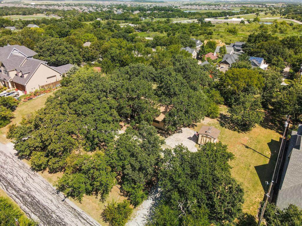 307 Dallas Street - Photo 1