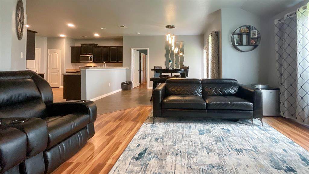 2030 Karsen Lane - Photo 1