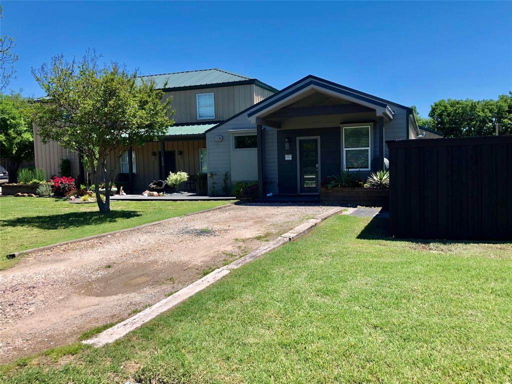 633 Rose Garden Drive - Photo 1