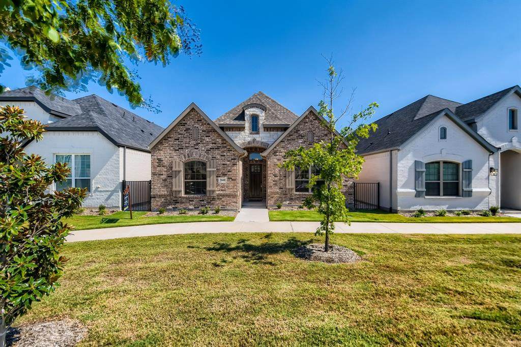 5648 Traveller Drive - Photo 1