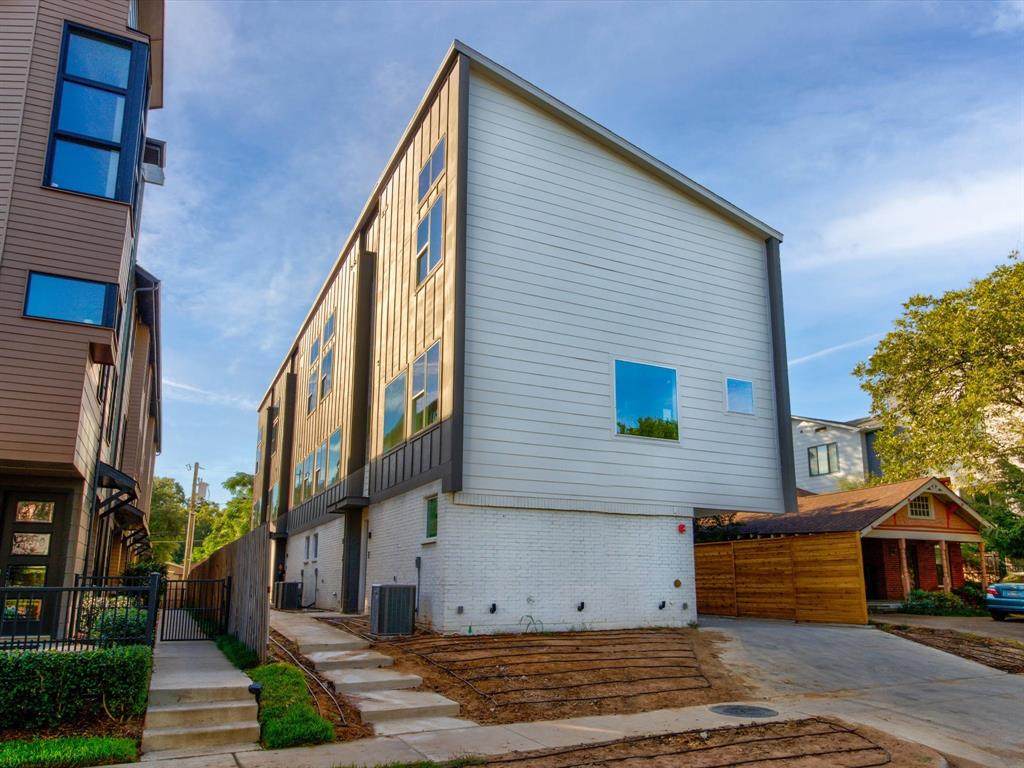 6012 Hudson Street - Photo 1
