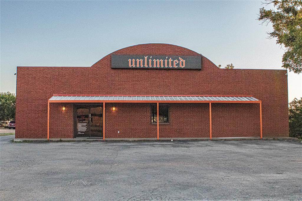 702 Fort Worth Highway - Photo 1