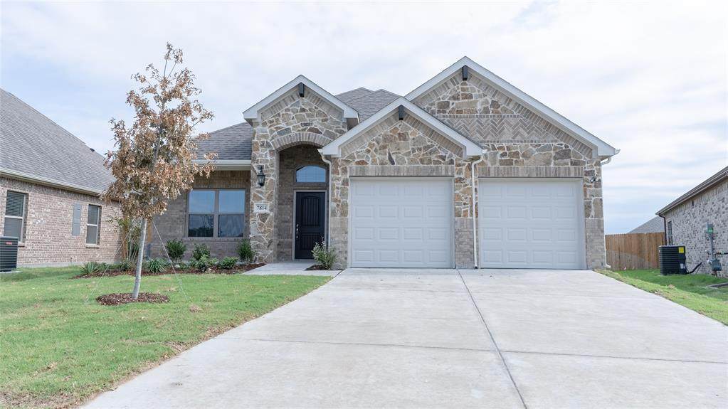 7814 Willow Court - Photo 1