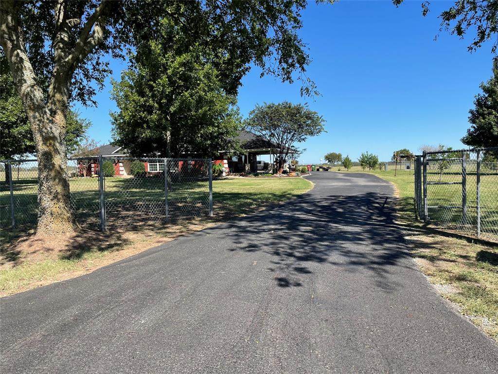 1847 Fm 1752 - Photo 1