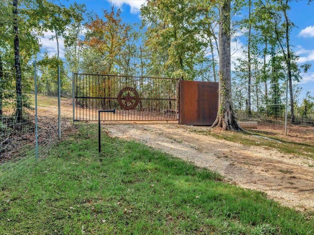 2151 County Road 331 - Photo 1