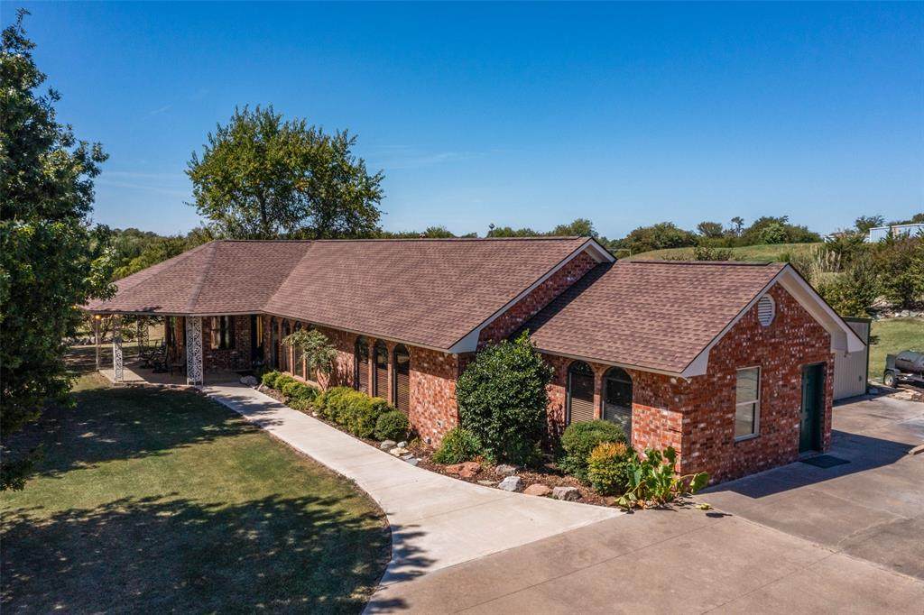 104 Rowland Drive - Photo 1