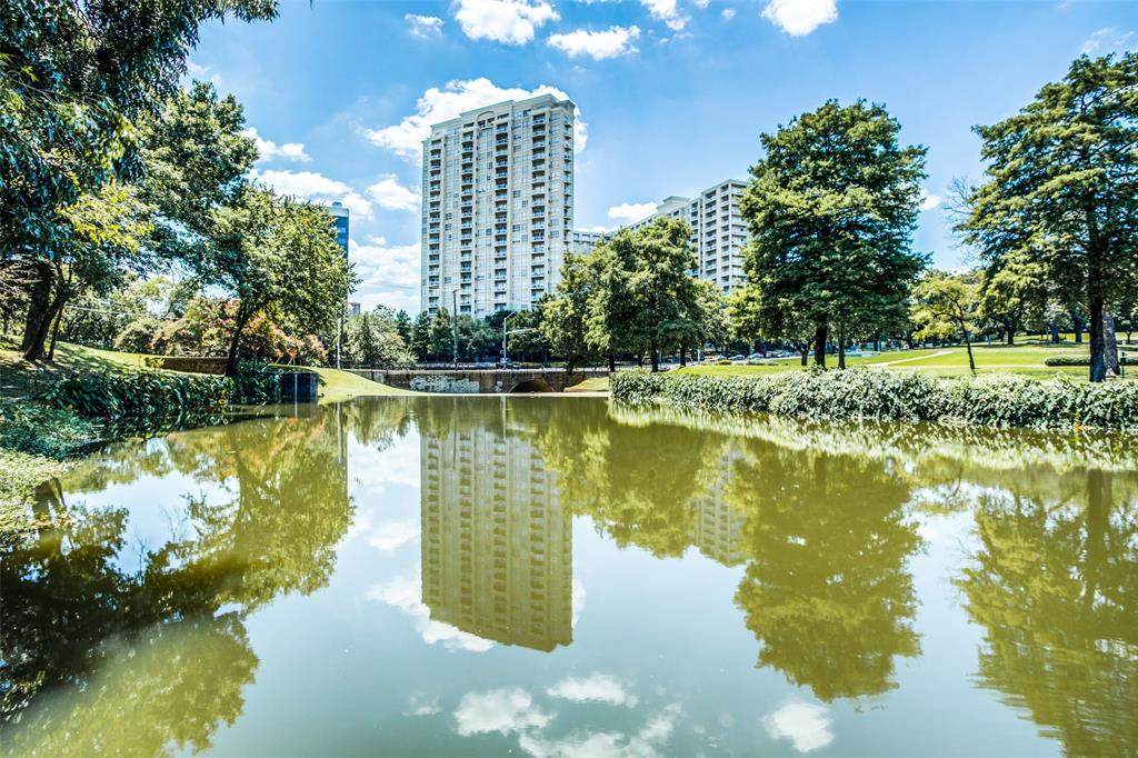 3225 Turtle Creek Boulevard - Photo 1