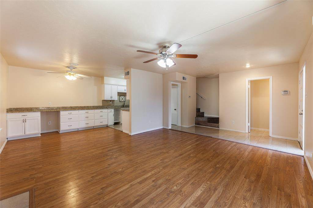 2634 Custer Parkway - Photo 1