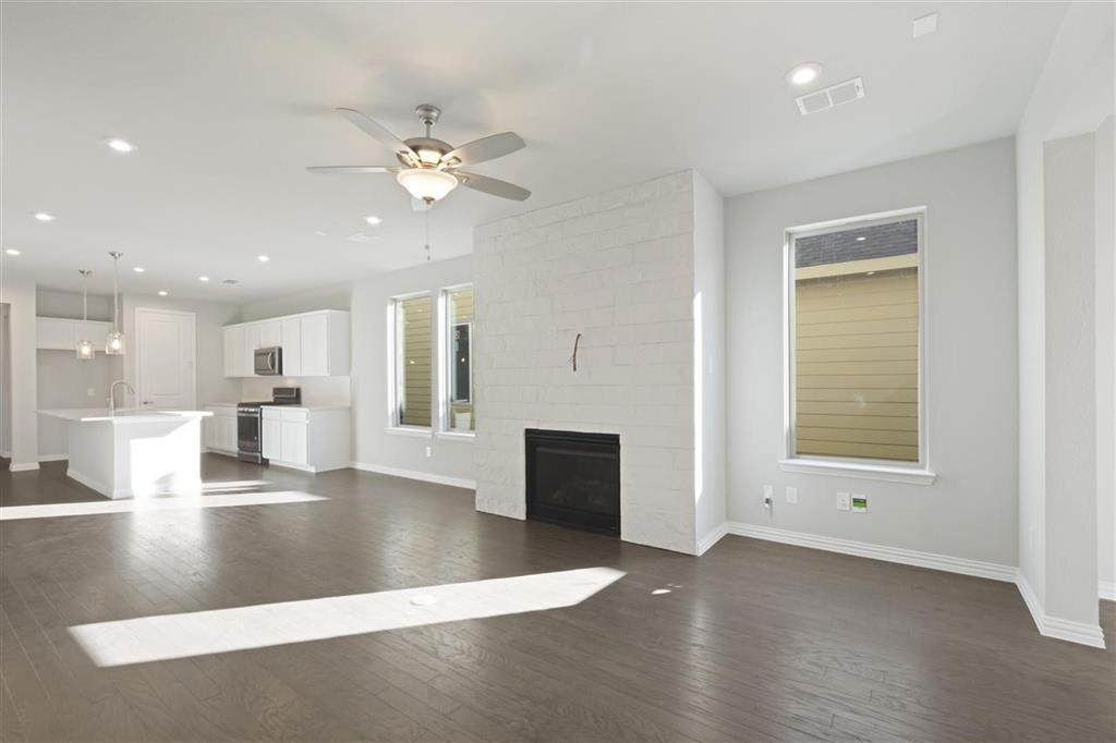 2308 Elm Place - Photo 1