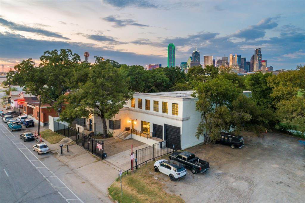 1212 Riverfront Boulevard - Photo 1