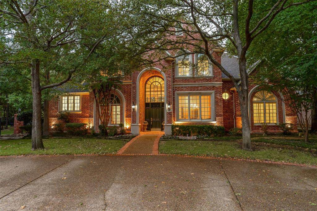 474 Harris Street - Photo 1