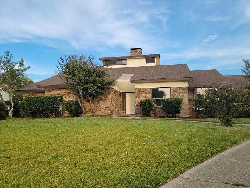 1918 Wiggs Way - Photo 1