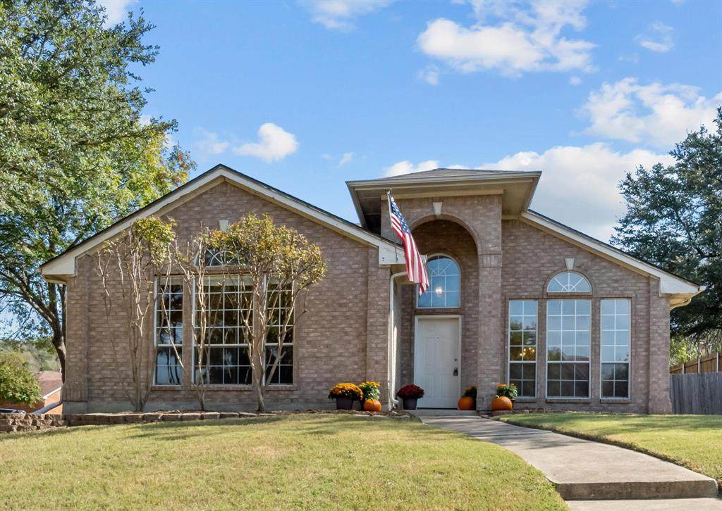 6104 Dawnview Court - Photo 1