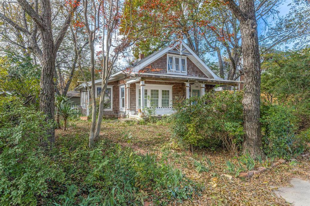 419 Paulus Avenue - Photo 1