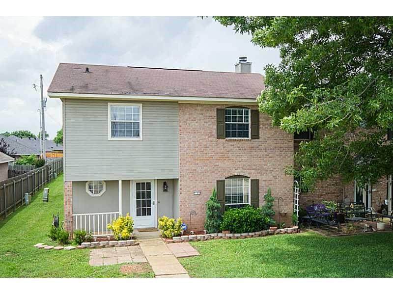 5005 Longstreet Place - Photo 1