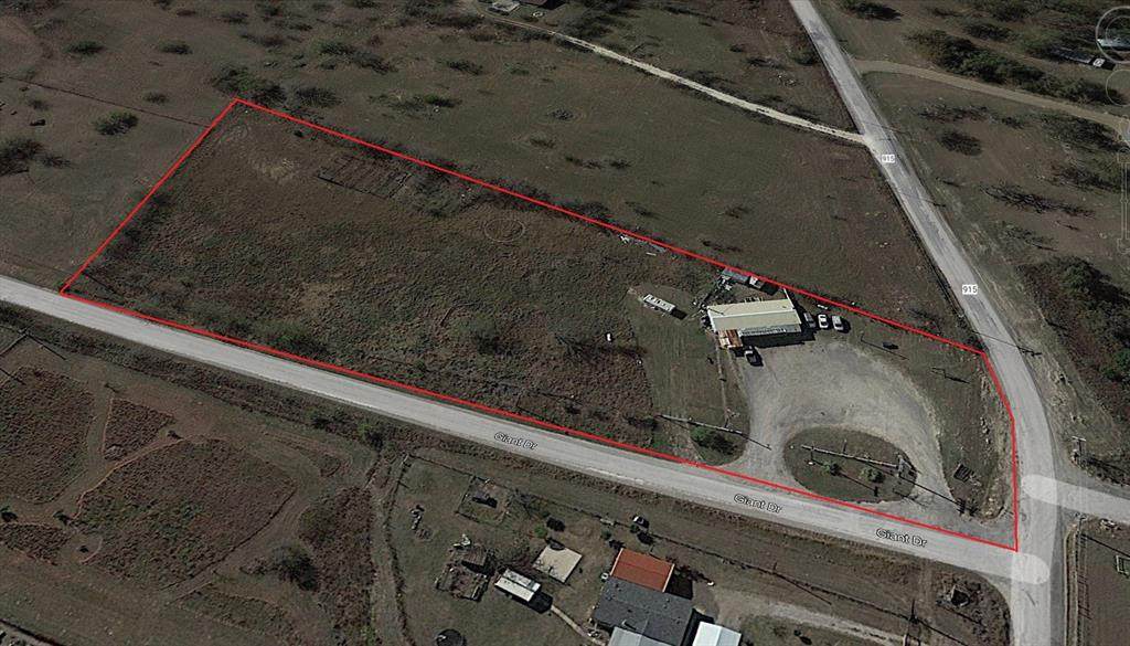 5701 County Road 915 - Photo 1