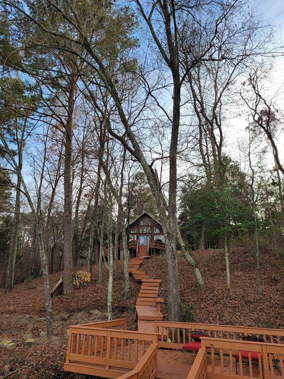 215 County Road 4592 - Photo 1