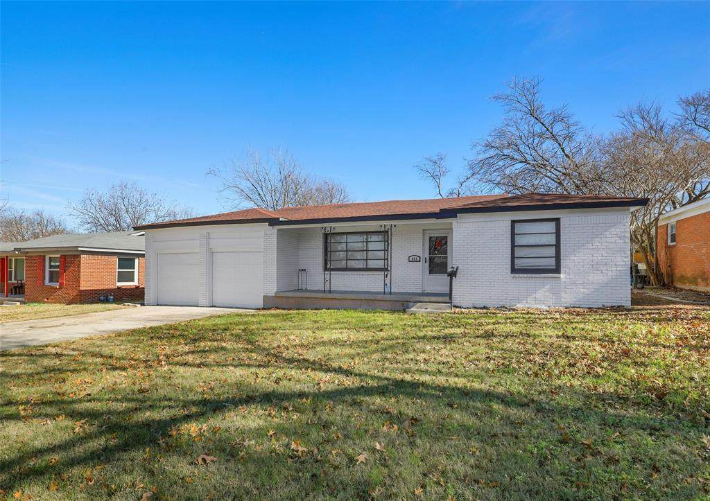 863 Ala Drive - Photo 1
