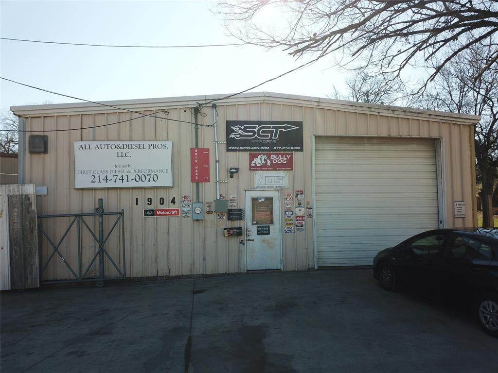 1904 Commerce Street - Photo 1