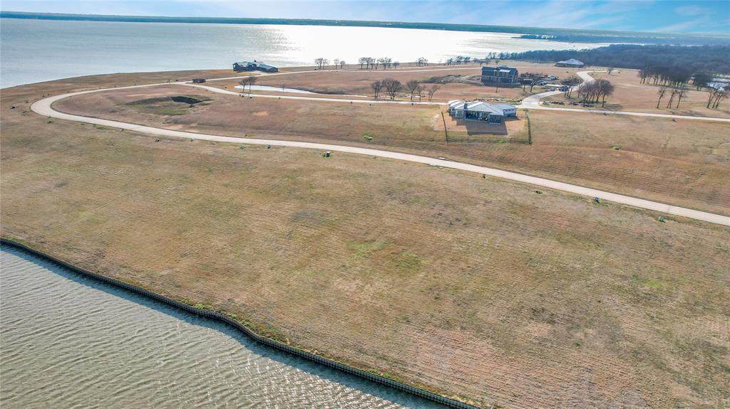 1183 Beacon Shore - Photo 1