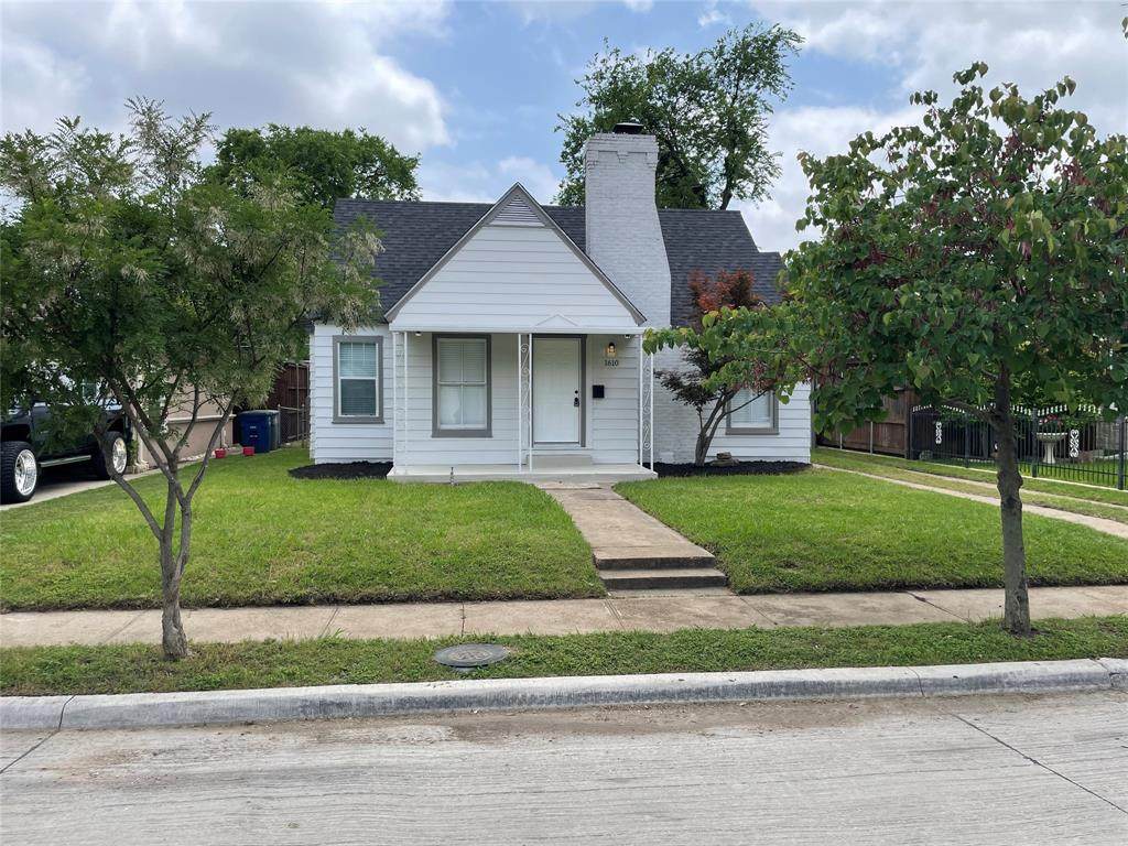 1610 Mountain Lake Road - Photo 1