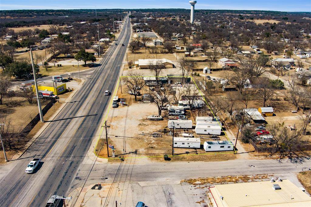 1406 Belle Plain - Photo 1