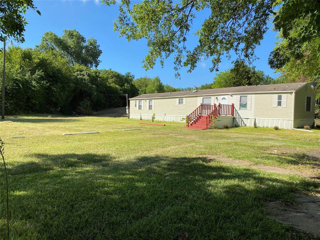 4201 I-45 - Photo 1