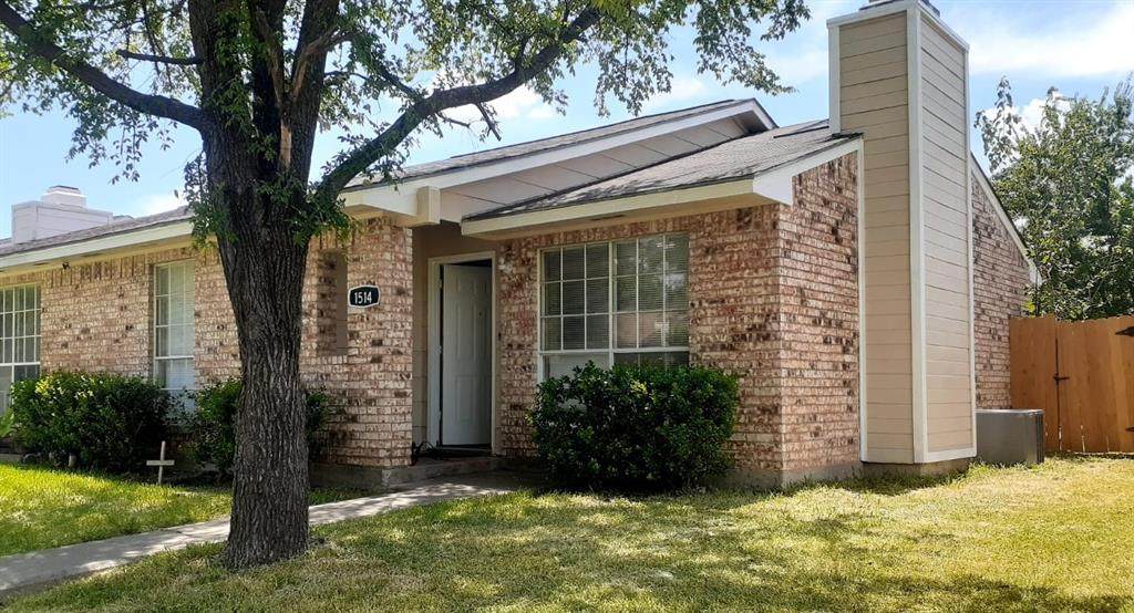 1514 Butterfield Drive - Photo 1