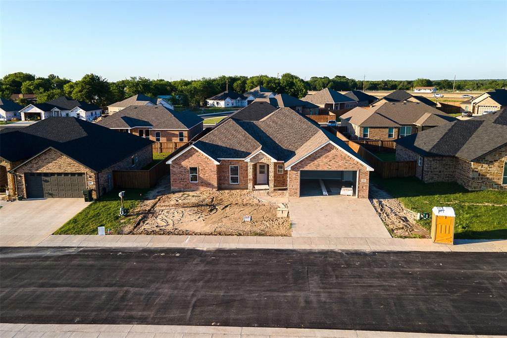 722 Cobblestone Circle - Photo 1