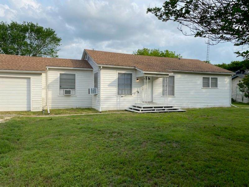 107 7th Street - Photo 1
