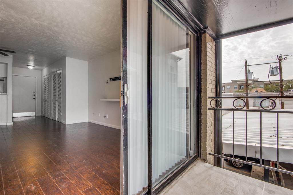 4301 Hartford - Photo 1