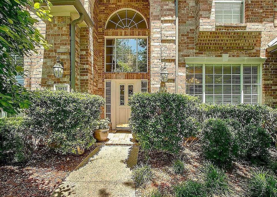 3933 Woodlawn Lane - Photo 1